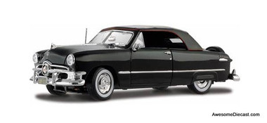 1950 Ford Convertible - Black 1:18 Diecast Model by Maisto