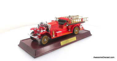 1922 Ahrens-Fox R-K-4 Fire Engine Red 1:32 Vintage Classic by Franklin Mint