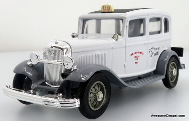 1932 Ford V8 Taxi, White/Grey 1:43 Diecast Model Car by Eligor