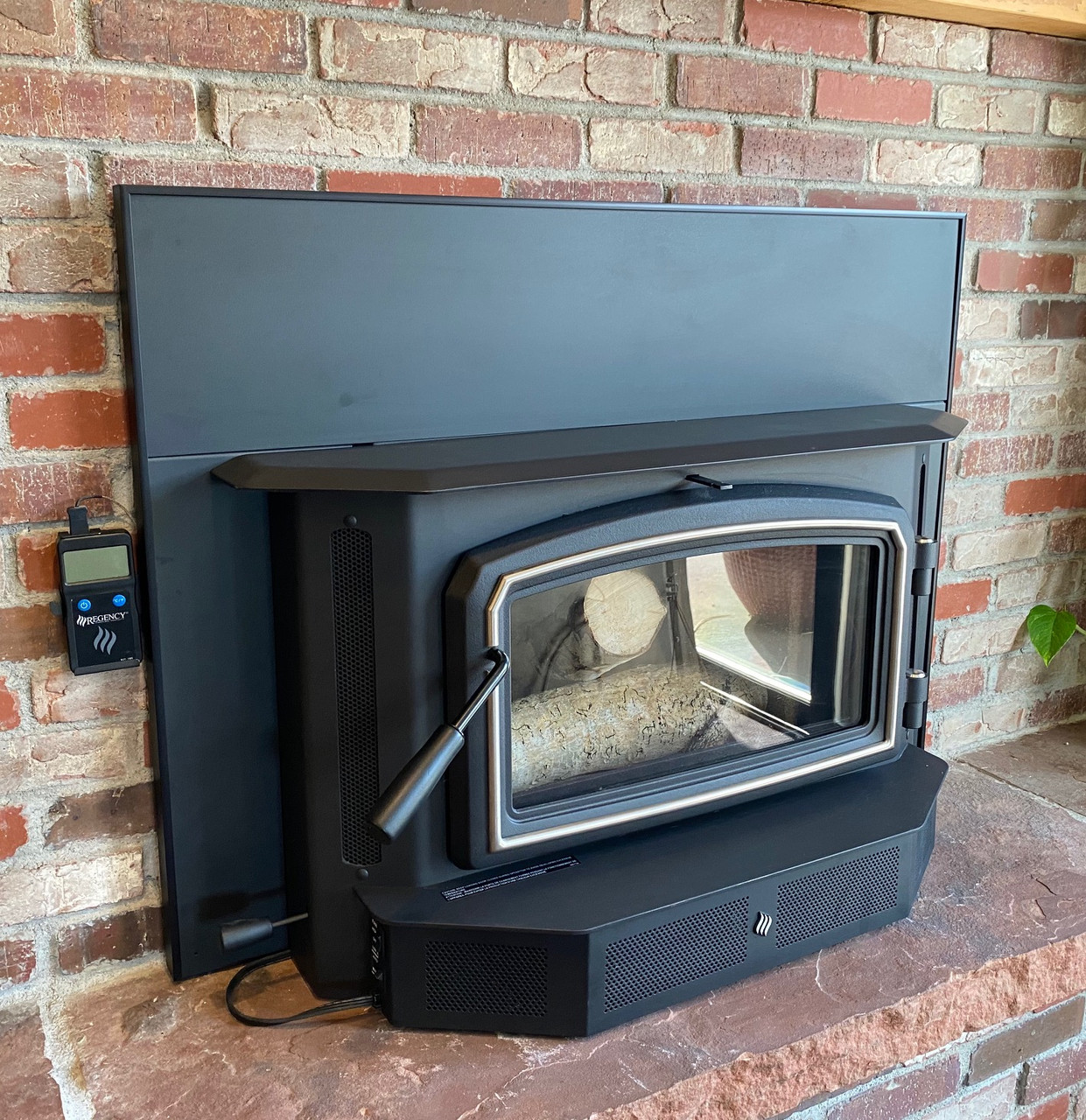Regency I2500M Wood Burning Insert