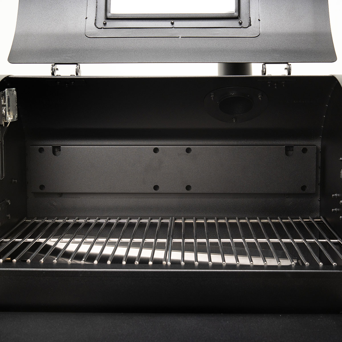 Green Mountain Grills - Ledge 2.0 Rackt BackBoard Installed in Grill