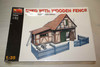 MIA35556 - MiniArt - 1/35 Shed with Wooden Fence  WWHP112686
