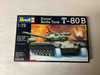 RAG03104 - Revell 1/72 T-80 B Soviet Main Battle Tank - WWHP113005