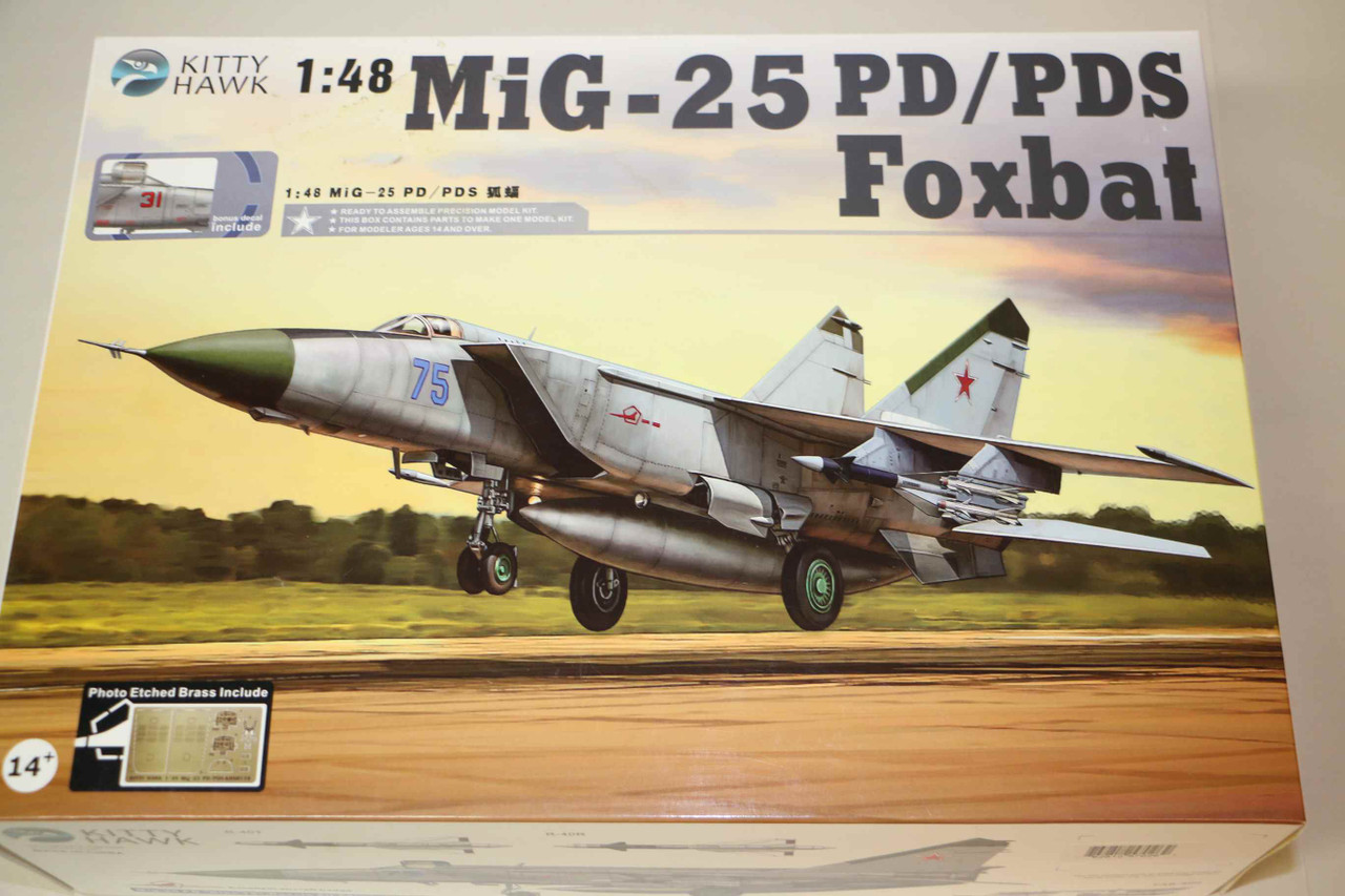 KH80119 - Kittyhawk 1/48 MiG-25 PD/PDS Foxbat