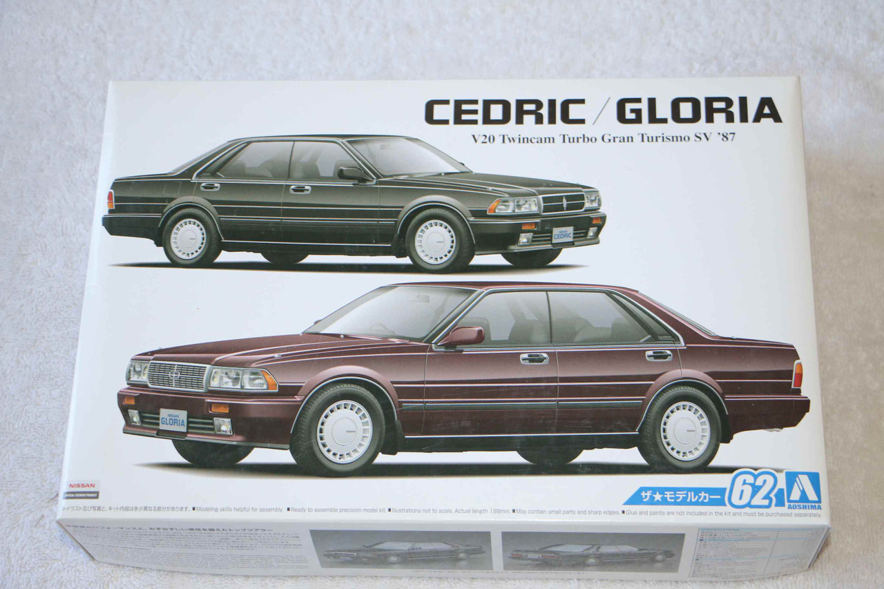 AOS054833 - Aoshima - 1/24 Nissan Y31 Cedric/Gloria V20 Twincam
