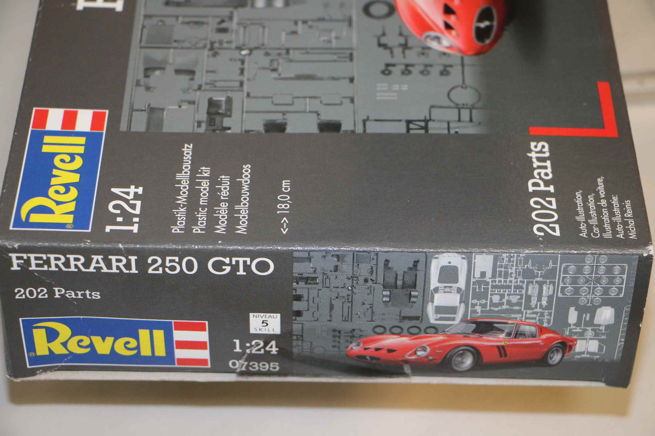 RAG07395 - Revell - 1/24 Ferrari 250 GTO
