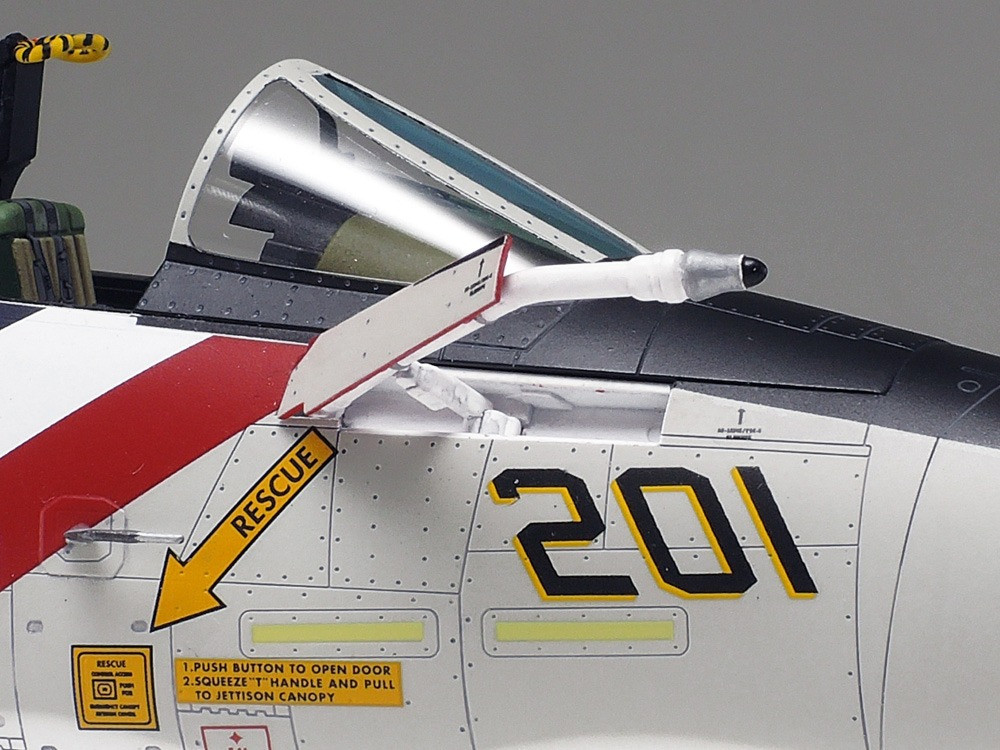 TAM61114 - Tamiya - 1/48 Grumman F-14A Tomcat *new tool 2016*