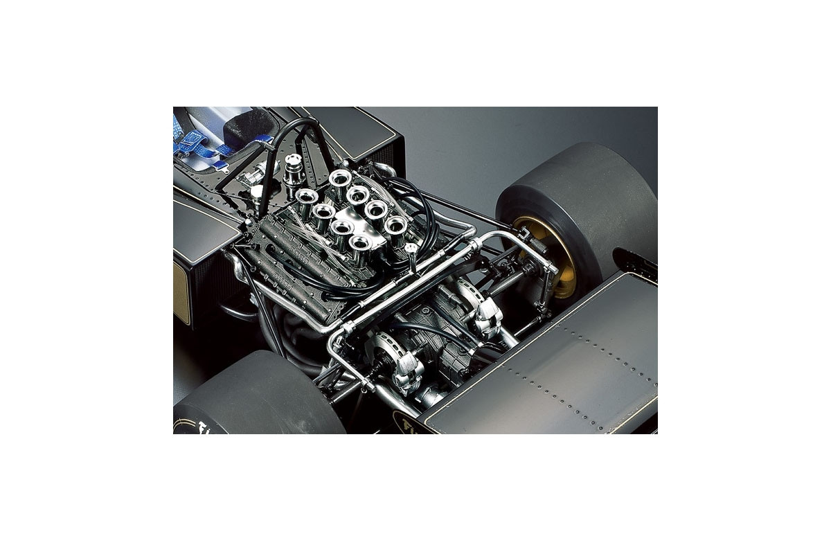 TAM12046 - Tamiya - 1/12 Lotus 72D w/photo etch