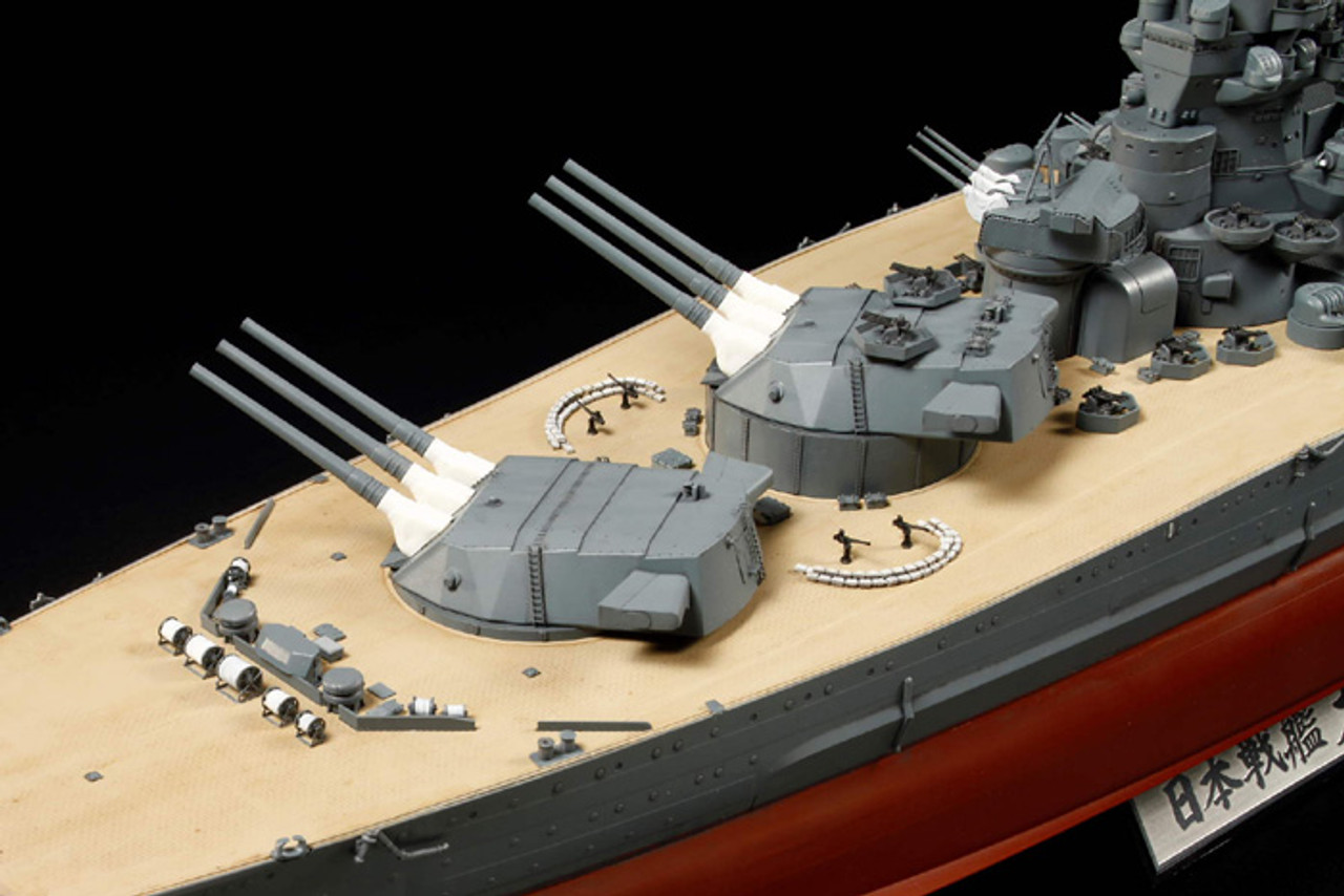 TAM78025 - Tamiya - 1/350 Japanese Battleship Yamato Premium Ed. inc. Photo  Etched Parts