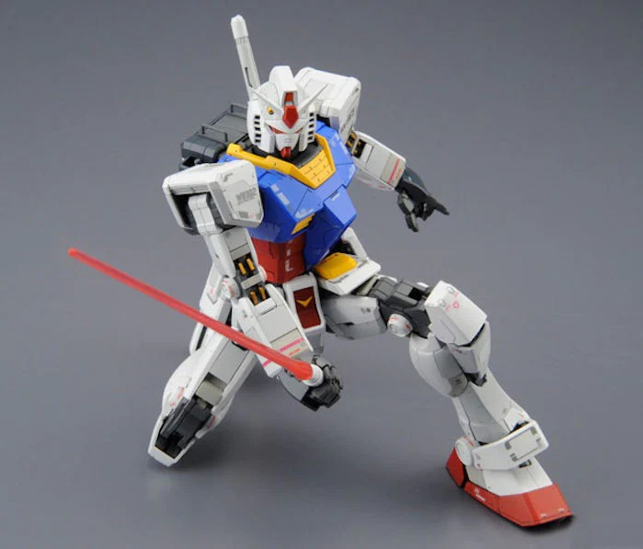 BANDAI - MG ガンダムver.3 Amazon | BANDAI SPIRITS(バンダイ スピリッツ) MG 機動戦士
