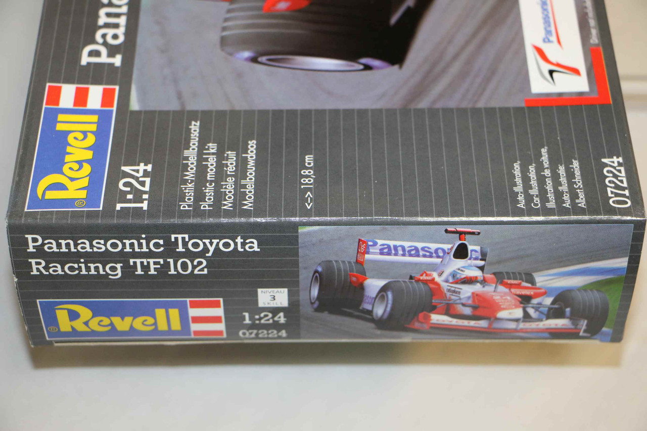Revell 1/24 Panasonic Toyota TF-102 Formula 1 (Pre-Owned) | Wheels