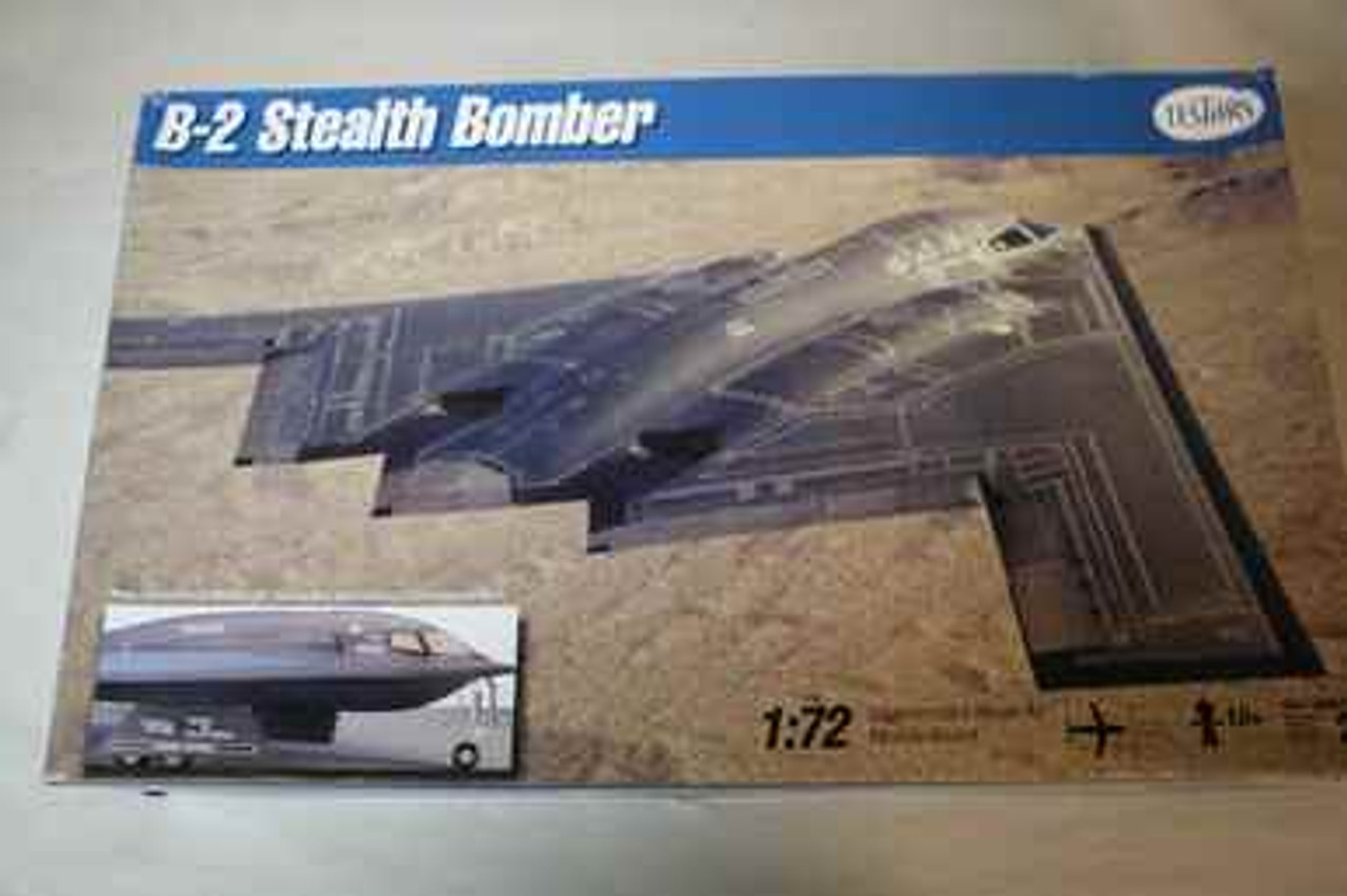 TES571 - Testors 1/72 B-2 Stealth Bomber WWWEB10105127