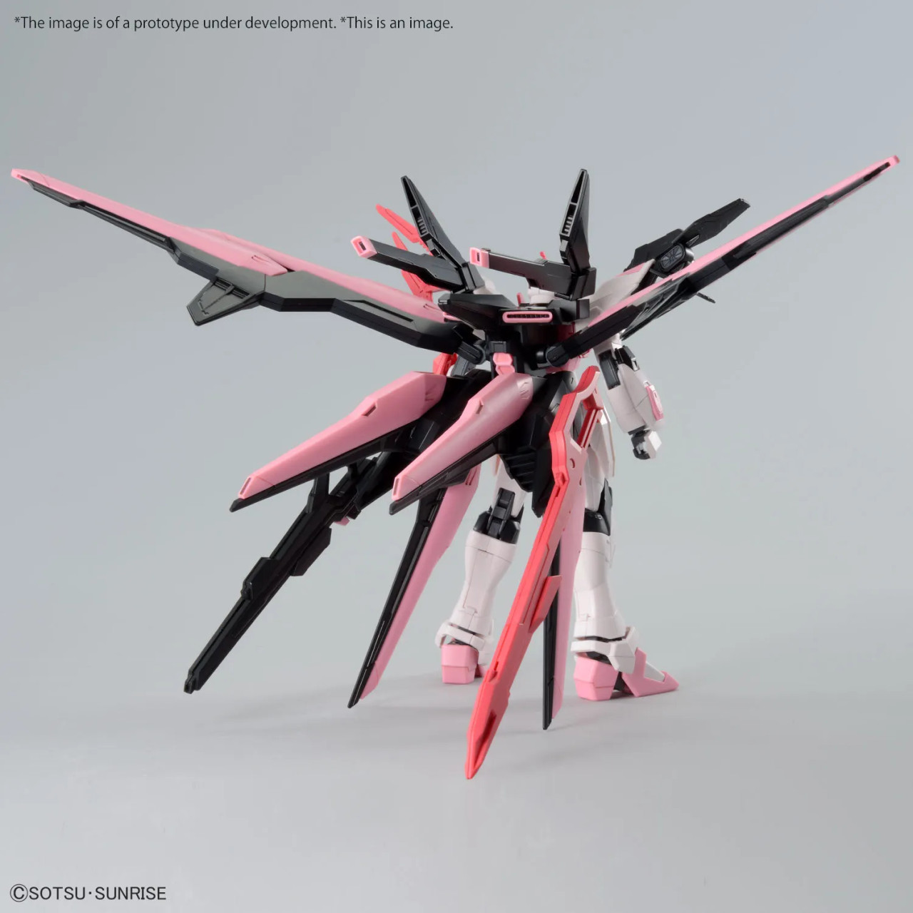 BAN5066273 - Bandai HG 1/144 Gundam Perfect Strike Freedom