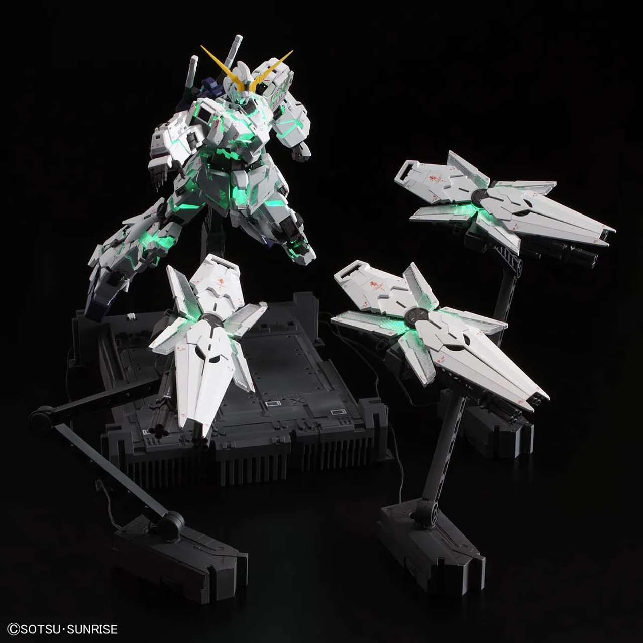 BAN5060277 - Bandai MGEX 1/100 Unicorn Gundam Ver.Ka