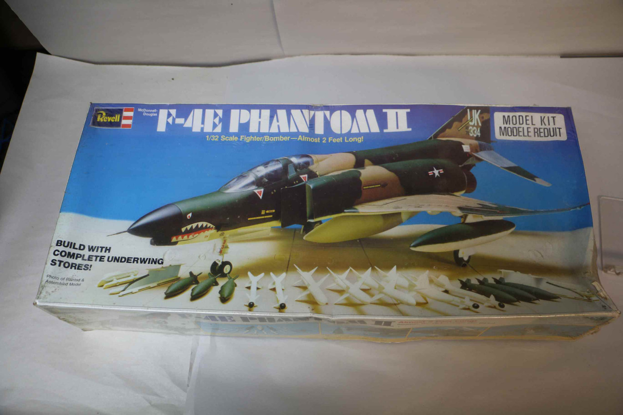 Revell RMXH-182 1/32 McDonnell Douglas F-4E Phantom II, Original