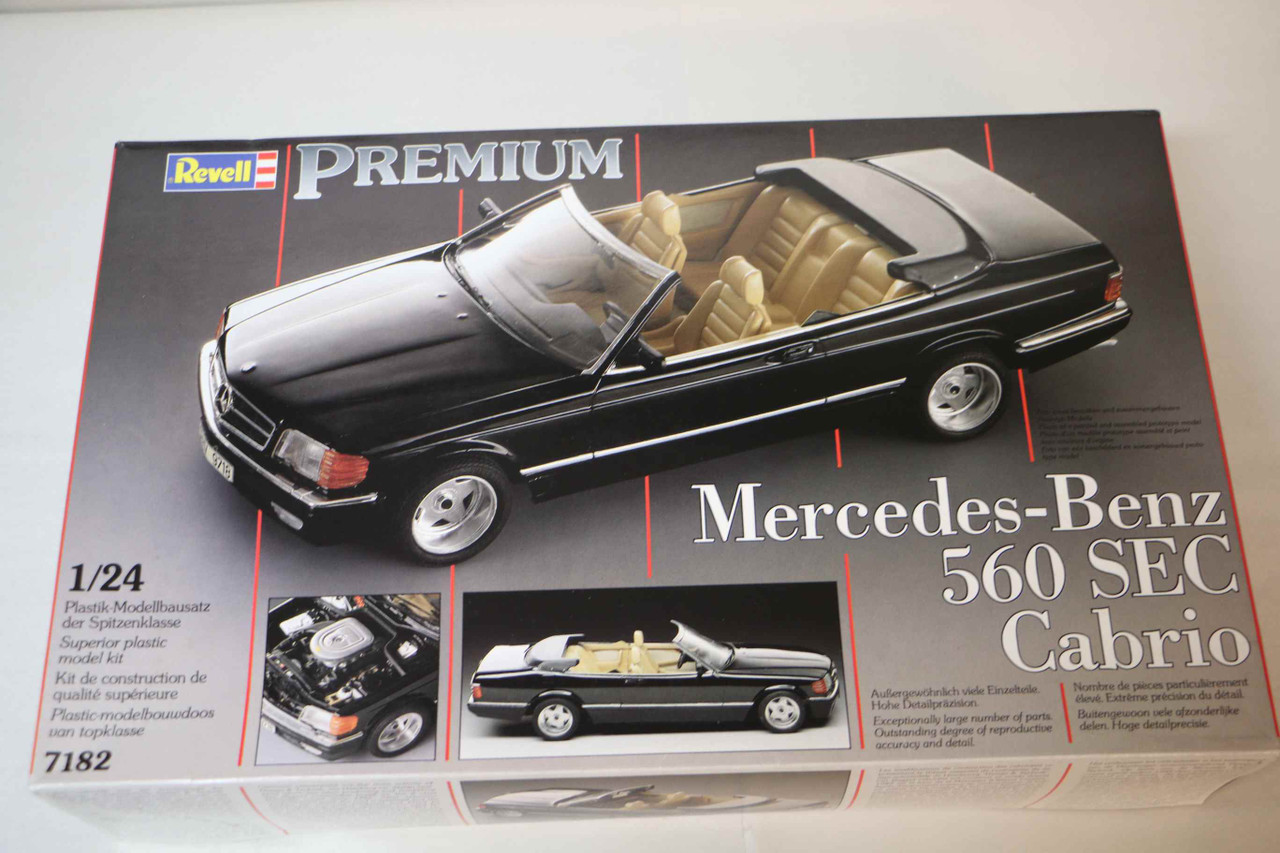 7182 - Revell 1/24 Premium Mercedez-Benz 560 SEC Cabrio