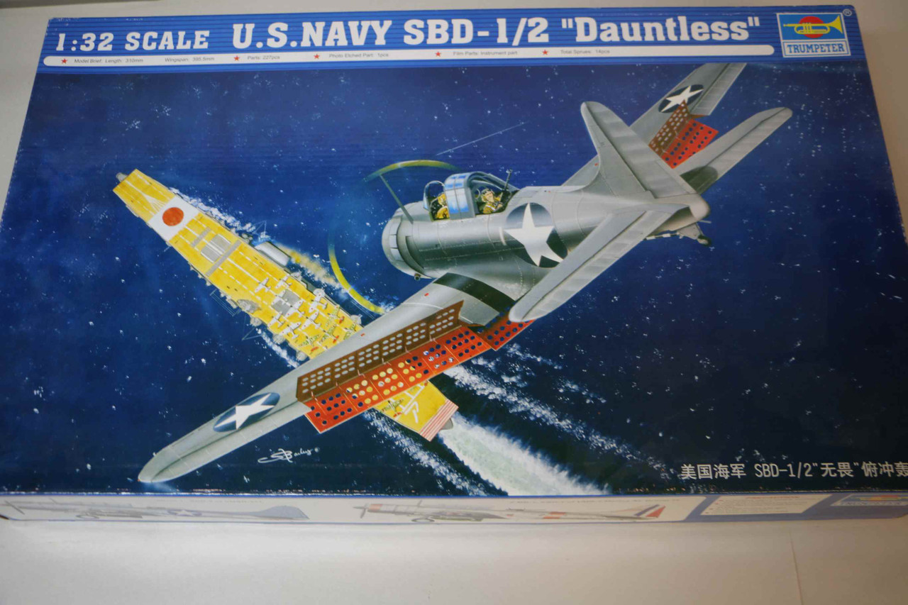 02241 - Trumpeter 1/32 SBD 1/2 Dauntless