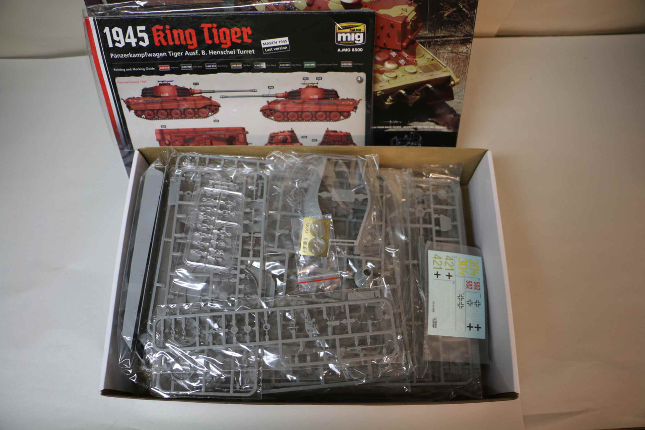 A.MIG-8500 - Ammo 1/35 1945 King Tiger Limited Edition