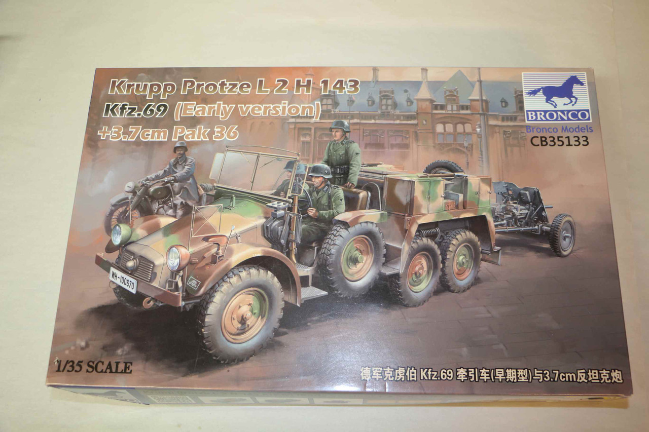 CB35133 - Bronco 1/35 Krupp Protze Kfz.69 w/3.7cm PAK (Early