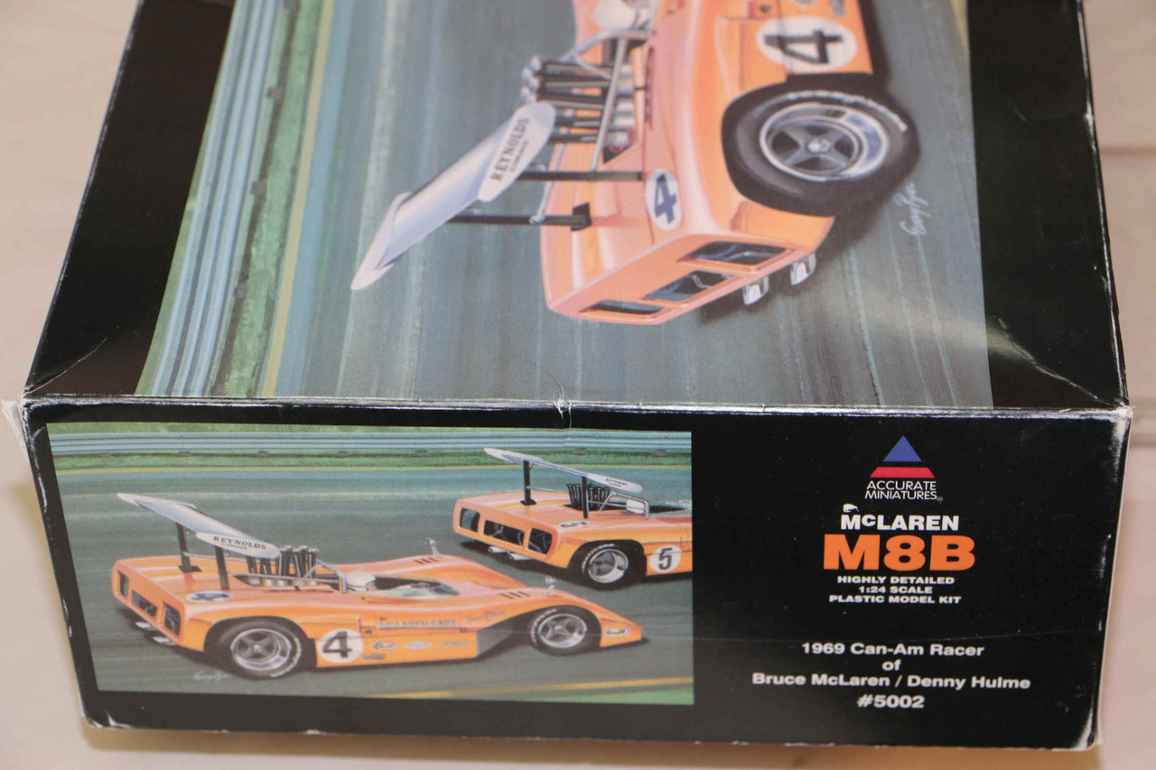 5002 - Accurate Miniatures - 1/24 McLAREN M8B PREOWNED