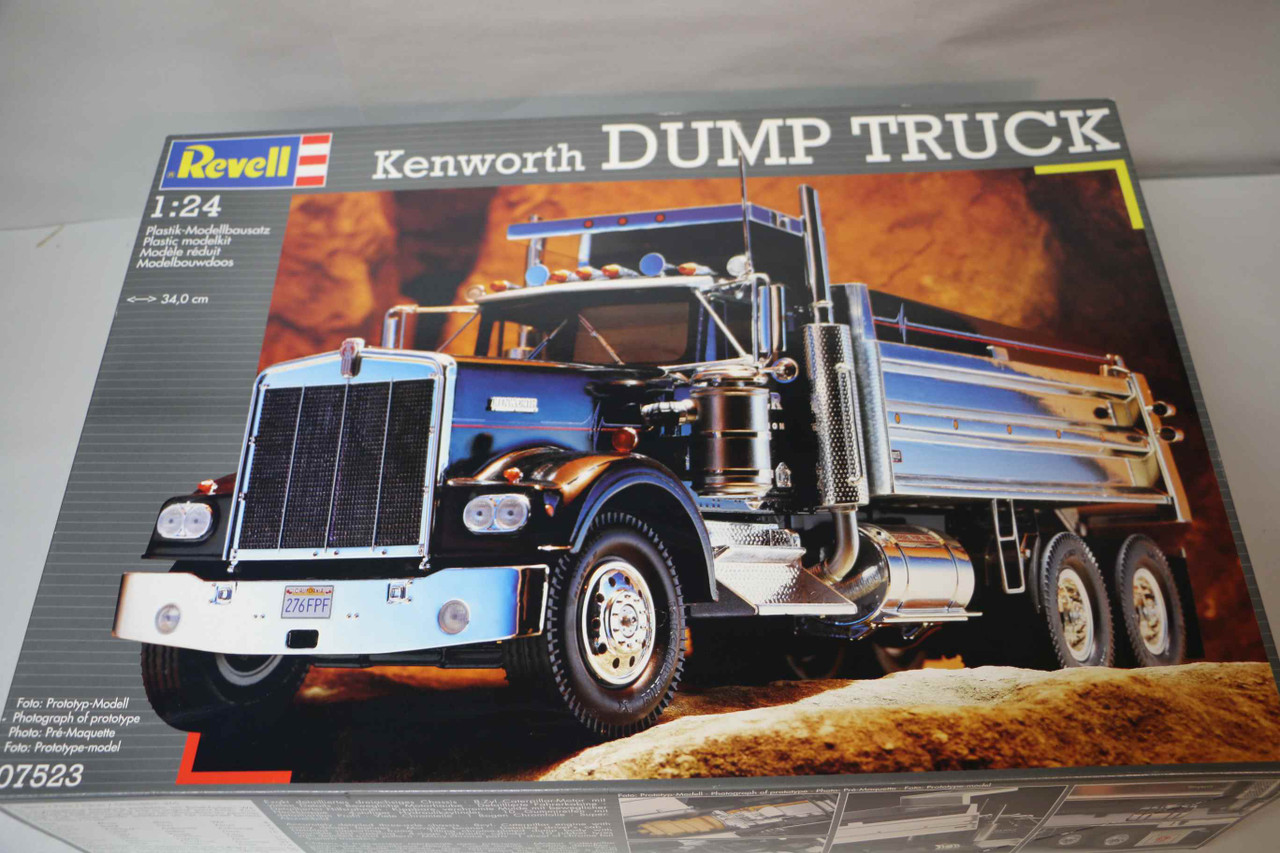 07523 Revell 1/24 Keworth Dump Truck PREOWNED
