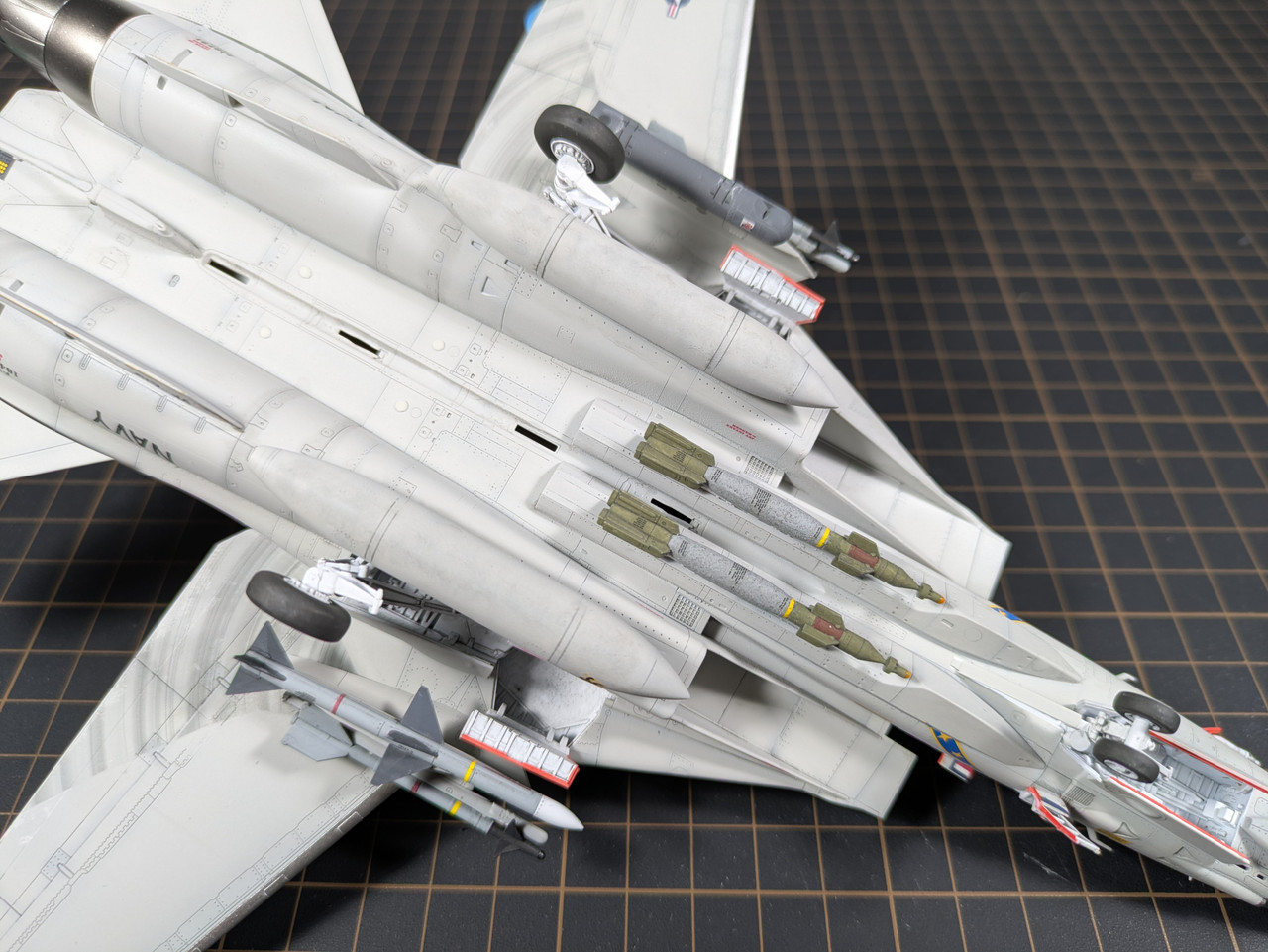 TAM60795 - Tamiya 1/72 Grumman F-14D Tomcat - Wheels & Wings Hobbies
