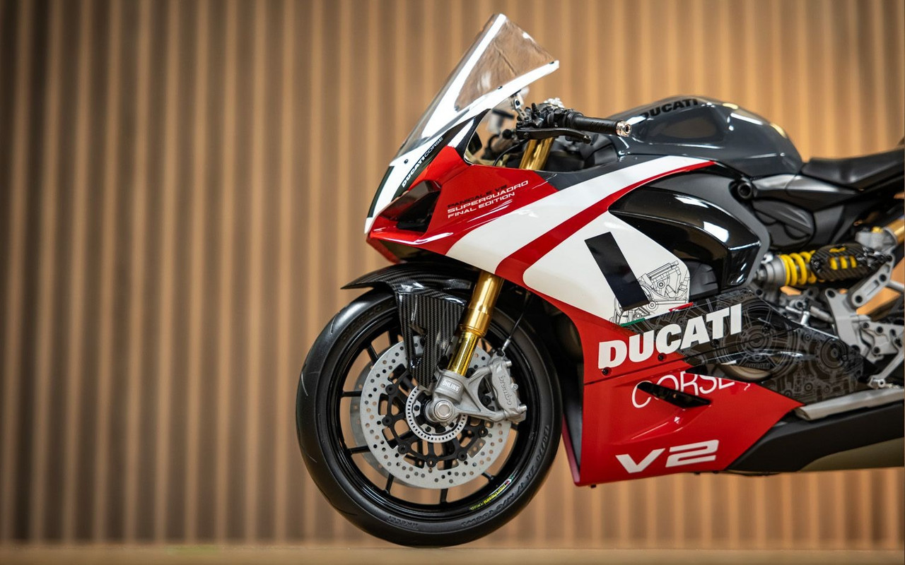 POCHK124 - Pocher 1/4 Ducati Panigale V2 Superquadro Final Edition