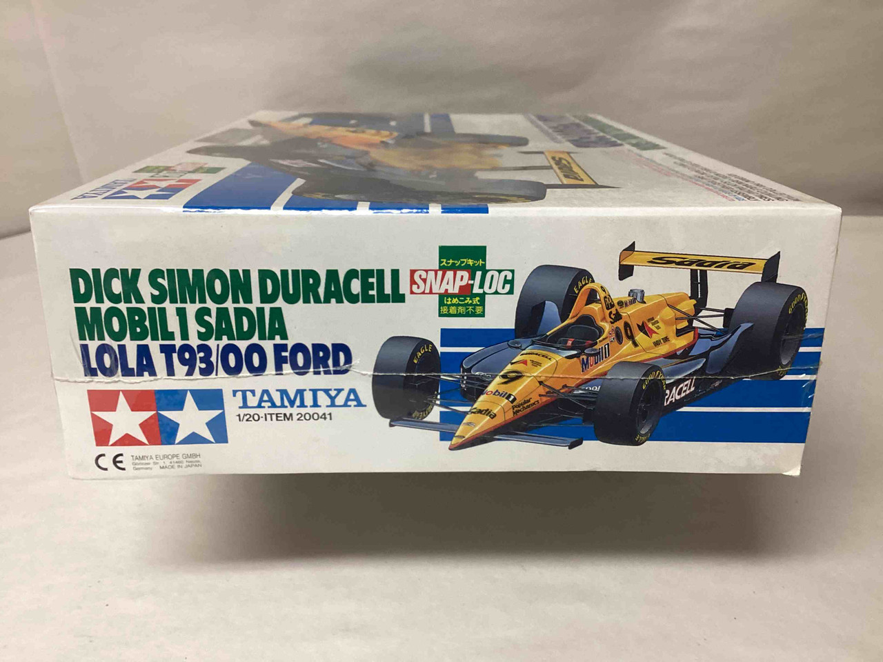 20041 - Tamiya 1/20 Lola T93/00 Ford Mobil Sadia CART Indycar