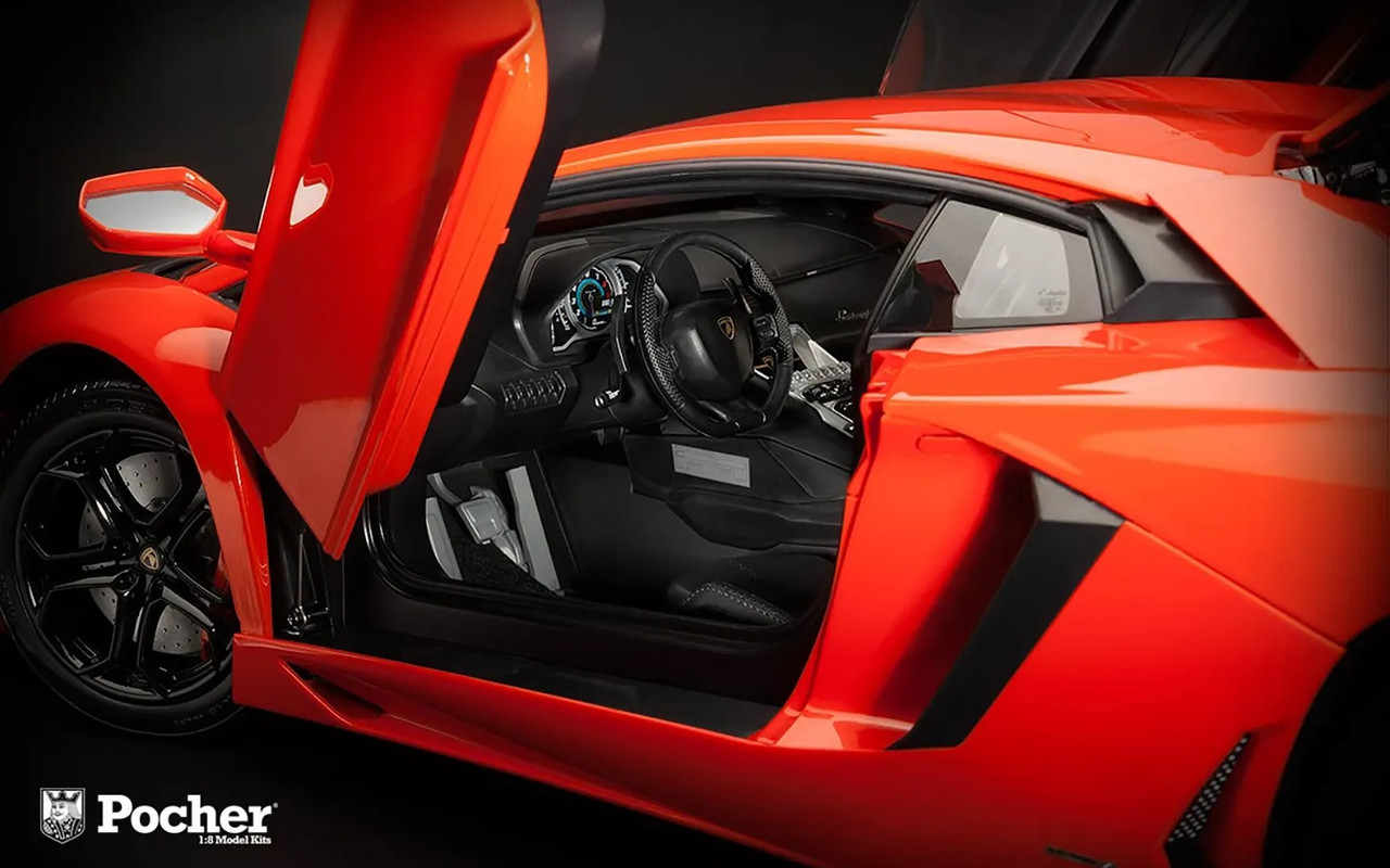 POCHK100- Pocher 1/8 Lamborghini Aventador LP 700-4 Orange
