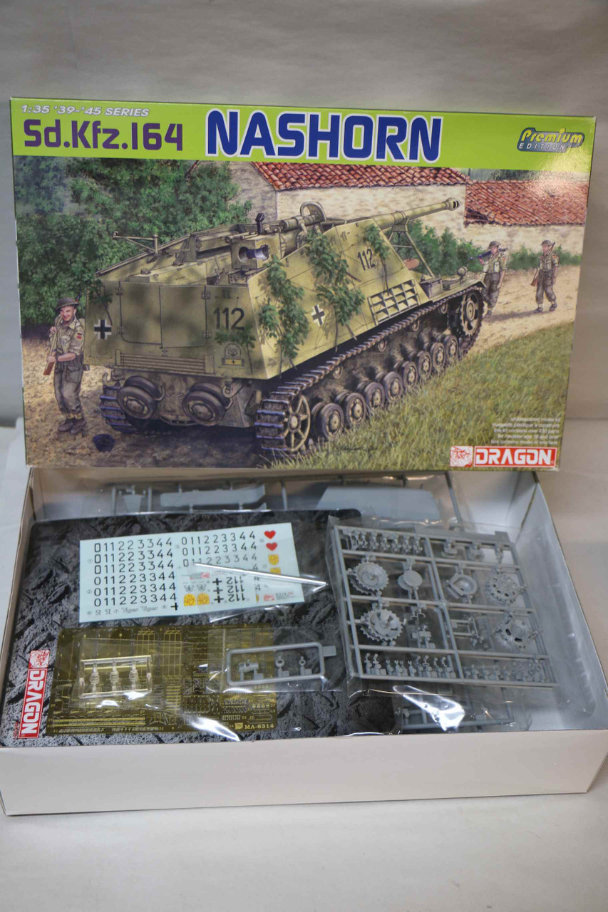 モデルカステン NASHORN 1:35他計2点 モデルカステン NASHORN 1:35他計