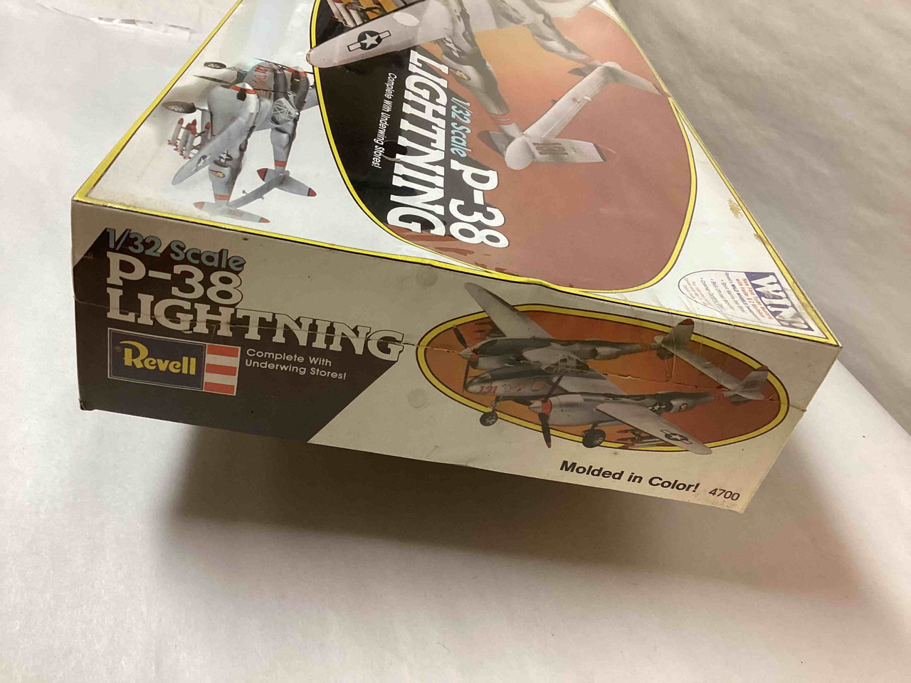 Revell 1/32 P-38J Lightning 4700 - Sealed Mint - Wheels & Wings