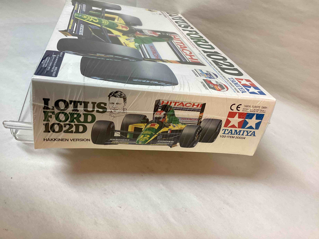 20034 - Tamiya 1/20 Lotus Ford 102D Hakkinen Version F1 Car