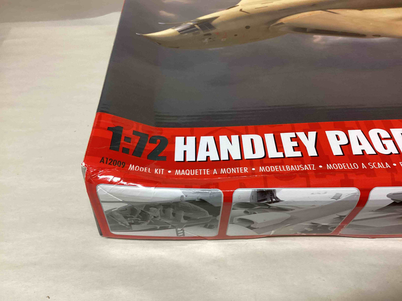 DP-AIRA12009 - Airfix 1/72 Handley-Page Victor K.2/SR.2 (Box
