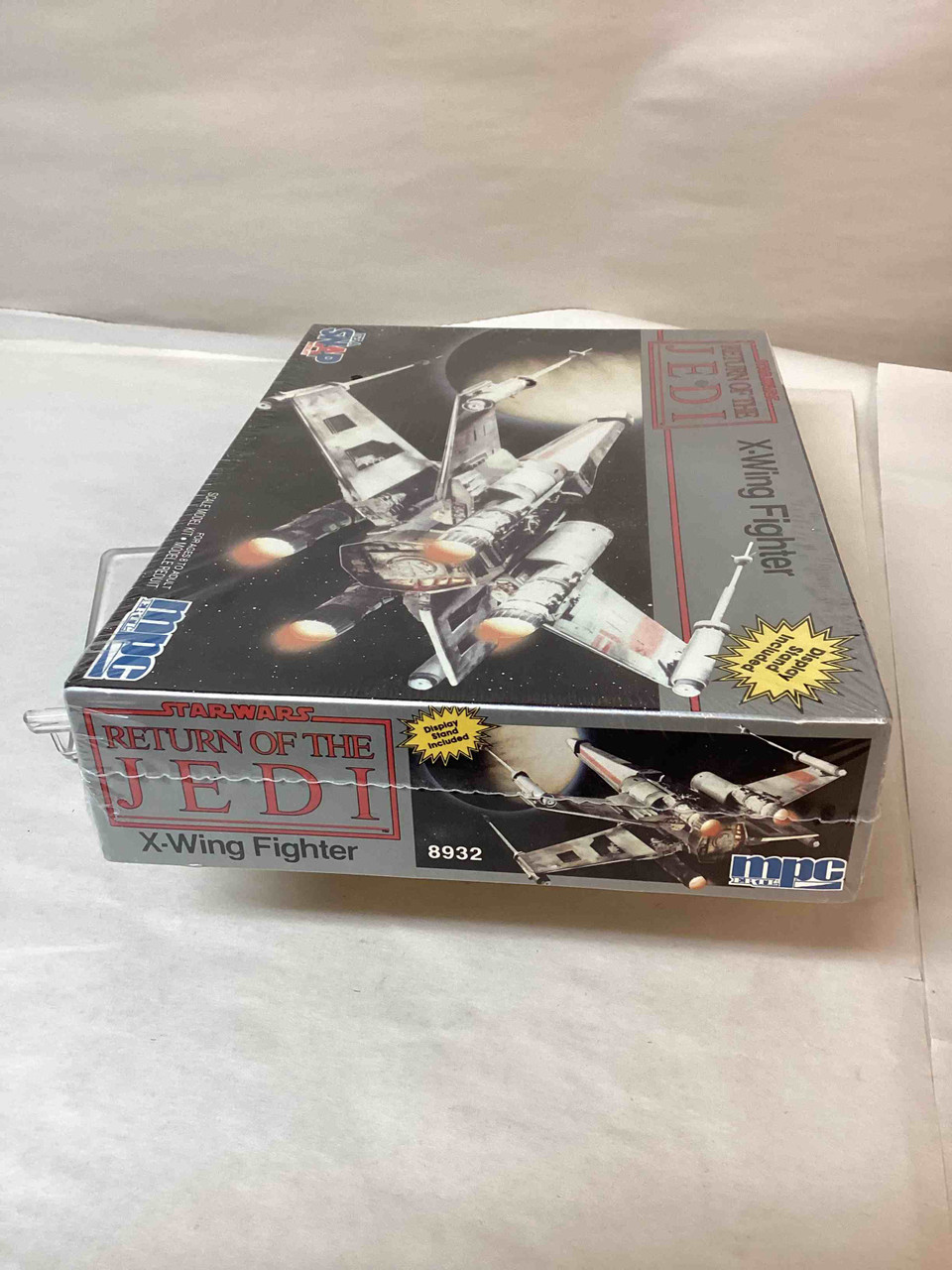 8932 - MPC Ertl Star Wars Return of the Jedi X-Wing Fighter Snap