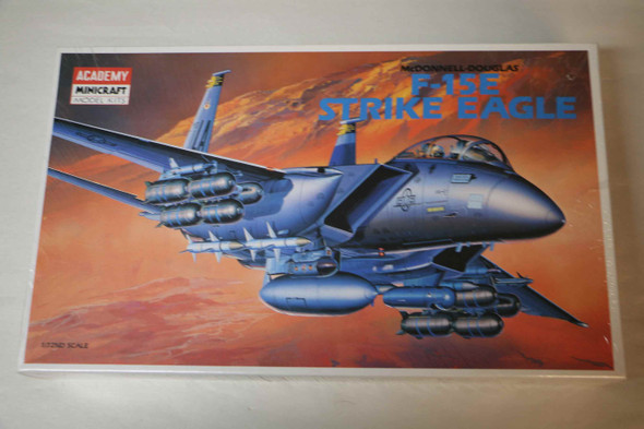 ACA2110 - Academy  1/72 F-15E Strike Eagle (12478)