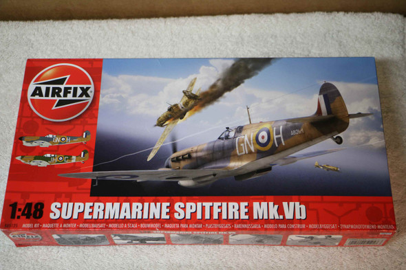 AIR05125 - Airfix - 1/48 Supermarine Spitfire Mk.Vb CANADIAN CONTENT