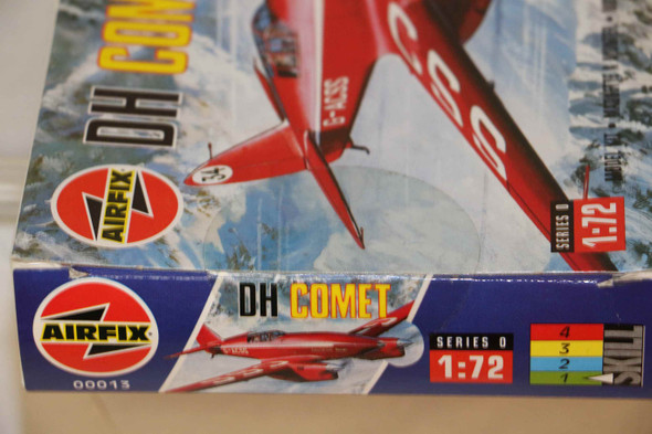 AIR00013 - Airfix - 1/72 DH Comet (Discontinued)