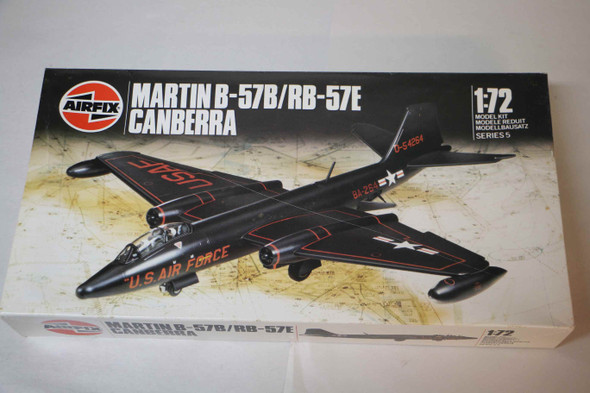 AIR05018 - Airfix - 1/72 Martin B-57B/RB-57E Canberra (Discontinued)