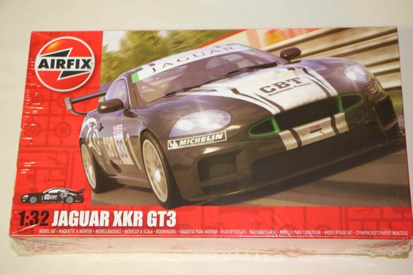 AIR03410 - Airfix - 1/32 Jaguar XKR GT3