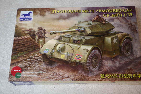 BROCB35021 - Bronco - 1/35 Staghound Mk.III Armoured Car