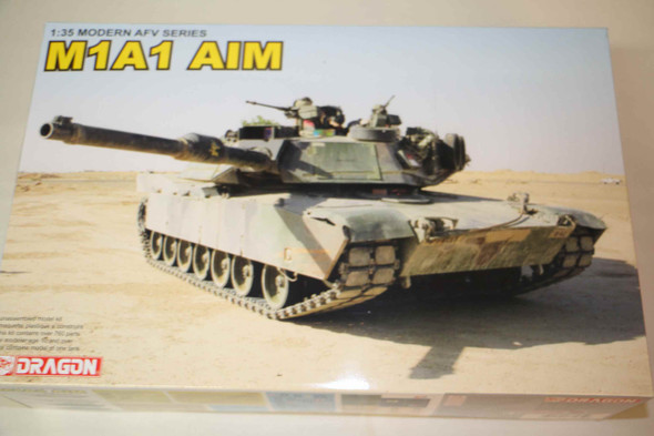 TAM35158 - Tamiya - 1/35 M1A1 Abrams w/Mine Plow
