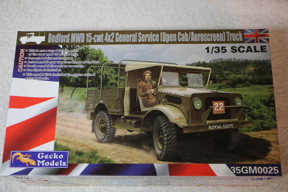 GEC35GM0025 - Gecko Models - 1/35 Bedford MWD 15-cwt 4x2 General Service Open Cab