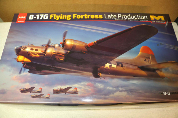 HKM01E030 - HK Models - 1/32 B-17G Flying Fortress Late Prod.