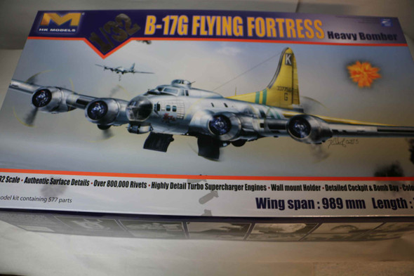 HKM01E04 - HK Models - 1/32 B-17G Flying Fortress Heavy Bomber