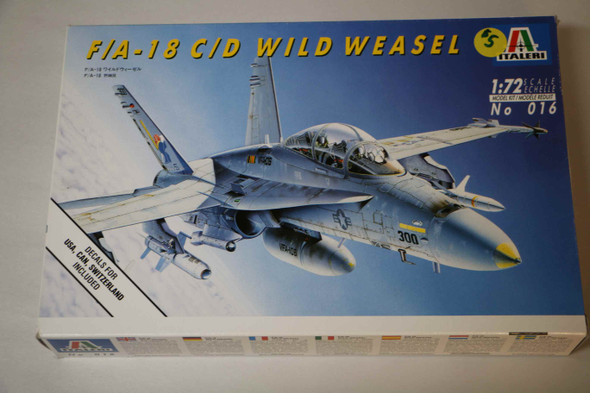 ITA016 - Italeri - 1/72 F/A-18 C/D Wild Weasel