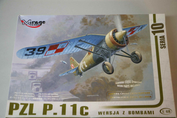 MIR48102 - Mirage Hobby - 1/48 PZL P.11C with Bombs