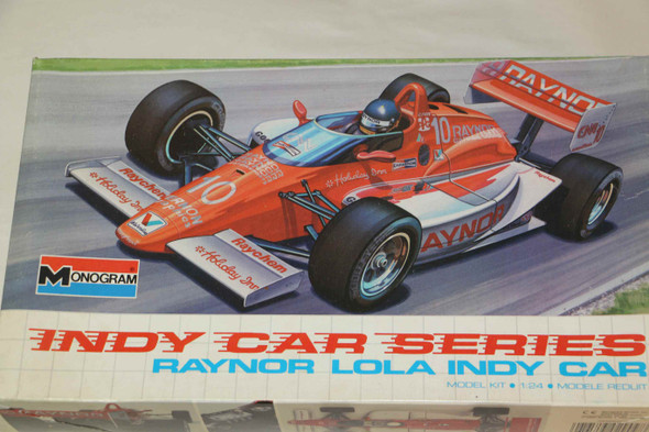MON2909 - Monogram - 1/24 Raynor Lola Indy Car Indy Car Series
