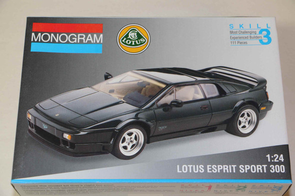 MON2970 - Monogram - 1/24 Lotus Esprit Sport 300