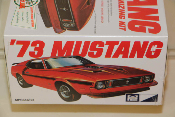 MPC846 - MPC - 1/25 1973 Mustang