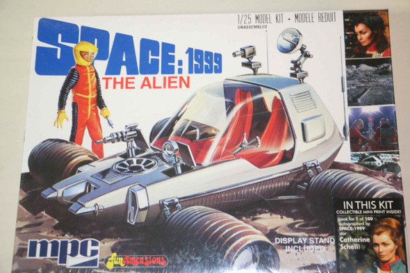 MPC795 - MPC 1/25 'The Alien' Space 1999